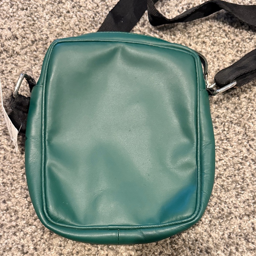 Bolongaro Trevor leather flight bag in olive leather - Picture 2 of 5